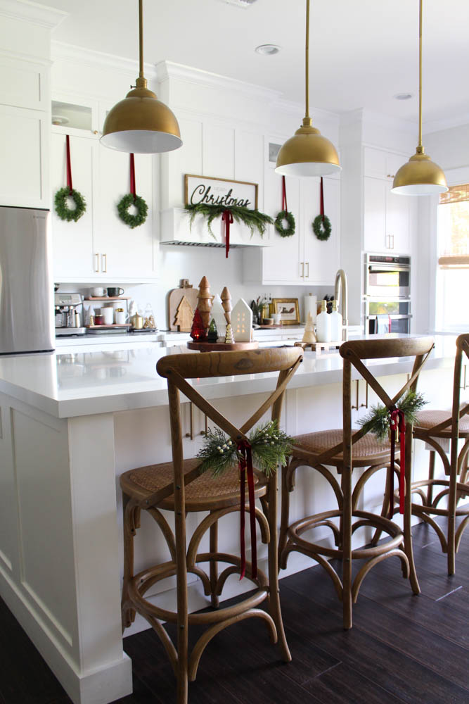 2023 Traditional Christmas Kitchen